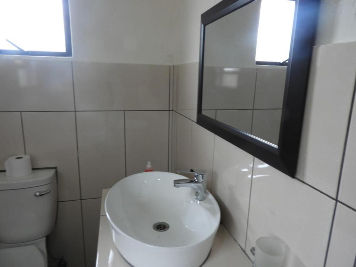 Bongan Safari Lodge Mbabat Kültér fotó